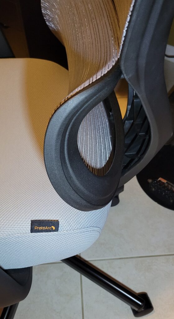 ProtoArc ErgoChair 100 lumbar support (side view)